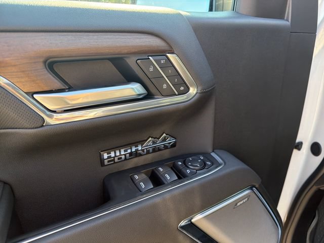 New 2026 Chevrolet Silverado 1500 High Country w/ Technology Package AWD/4WD image 23