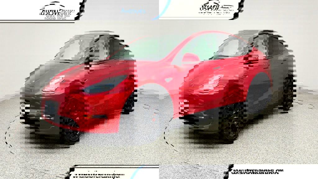 Used 2023 Tesla Model Y Performance image 1