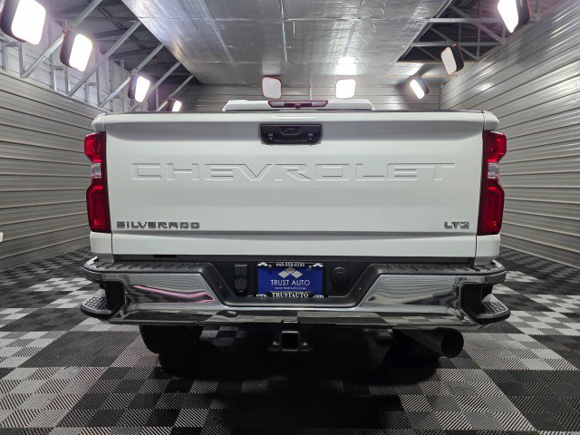 Used 2022 Chevrolet Silverado 3500 LTZ image 6