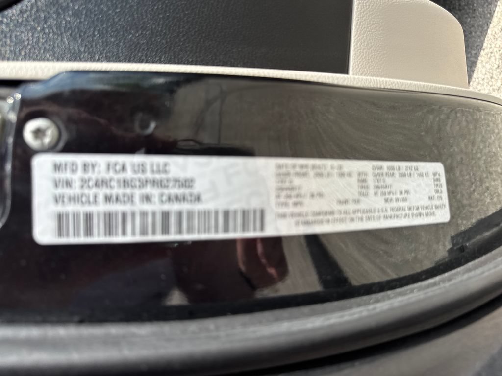 Certified 2023 Chrysler Pacifica Touring-L FWD image 39