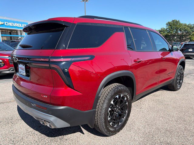 New 2027 Chevrolet Traverse Z71 w/ Driver Confidence Package AWD/4WD image 3