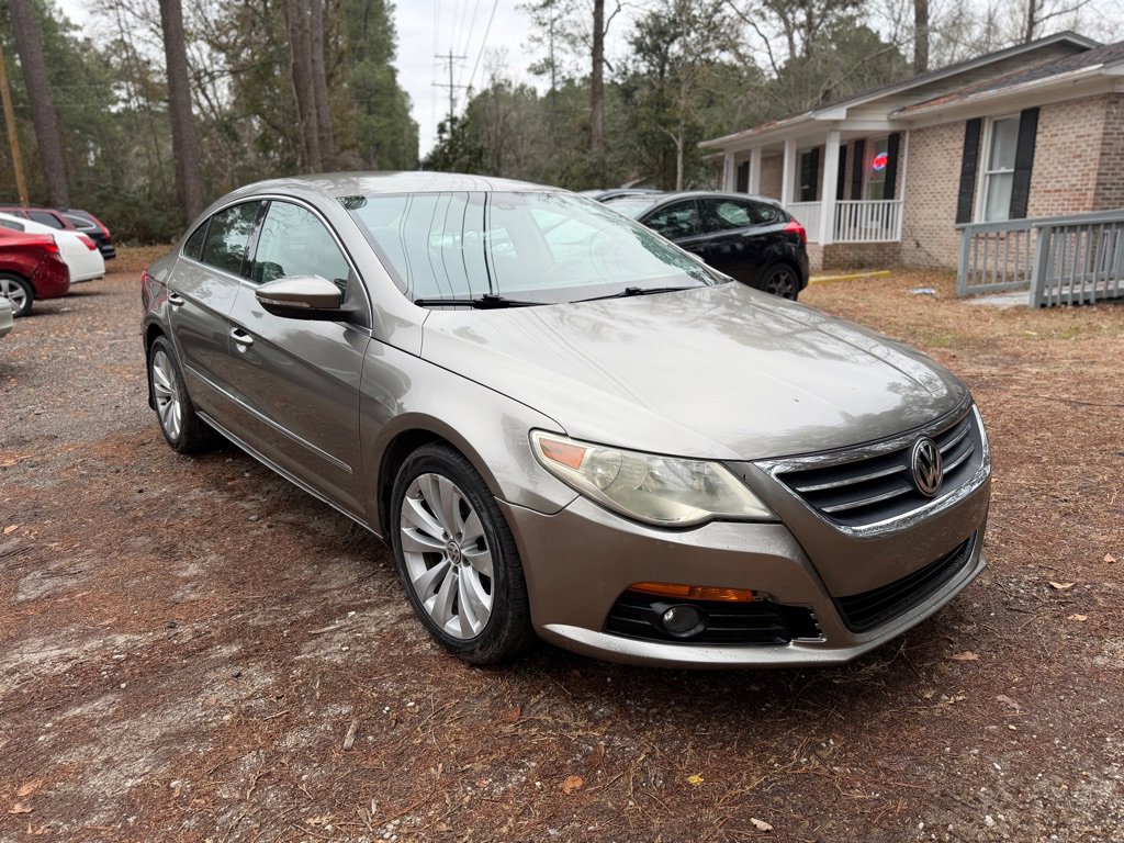 Used 2010 Volkswagen CC Sport image 10