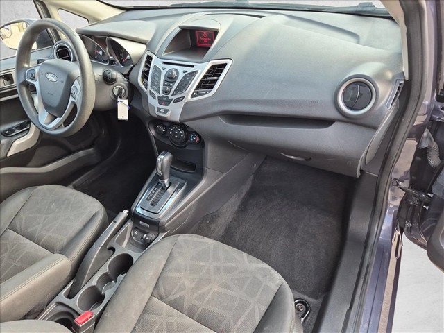 Used 2013 Ford Fiesta SE FWD image 19