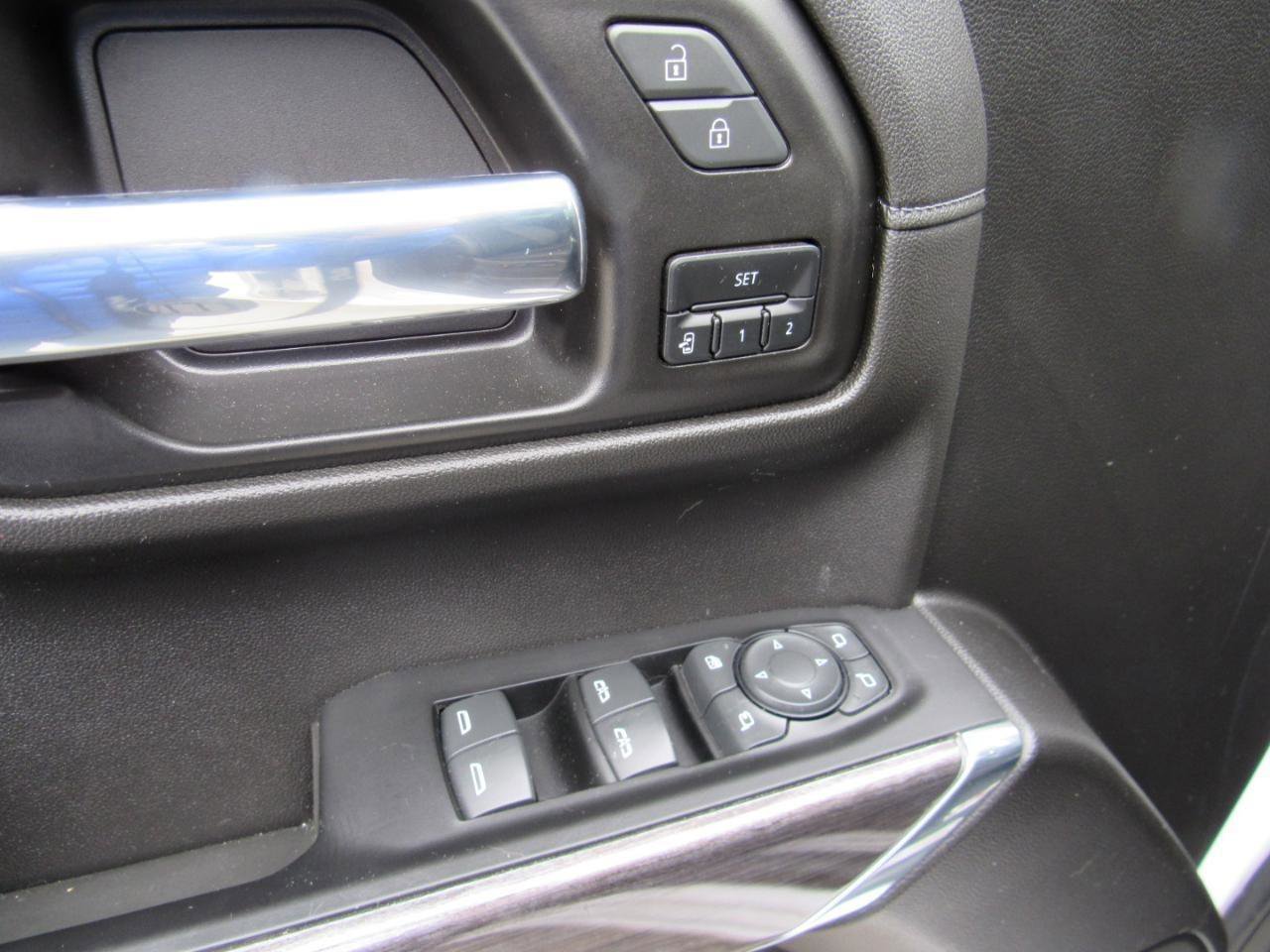 Used 2022 Chevrolet Silverado 1500 LTZ AWD/4WD image 20