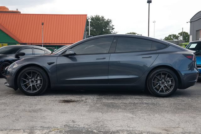 Used 2023 Tesla Model 3 Standard Range RWD image 4