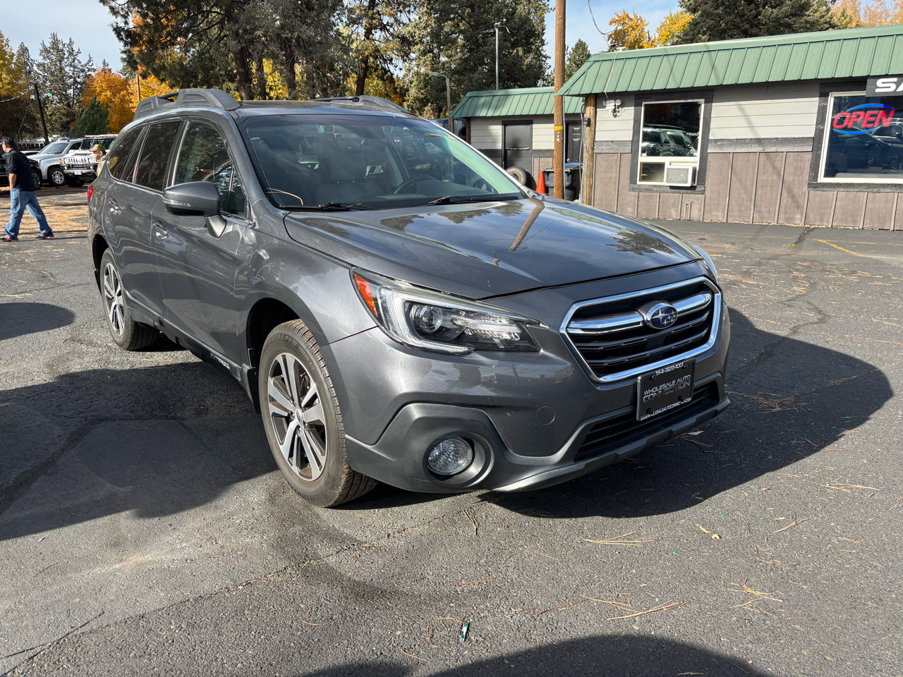Used 2018 Subaru Outback 2.5i Limited image 6