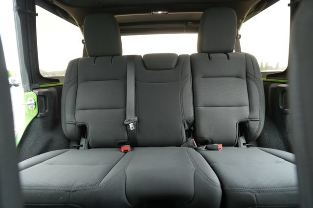 Used 2019 Jeep Wrangler Unlimited Sport S AWD/4WD image 37
