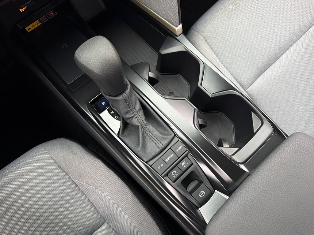 Used 2026 Toyota Camry LE image 29