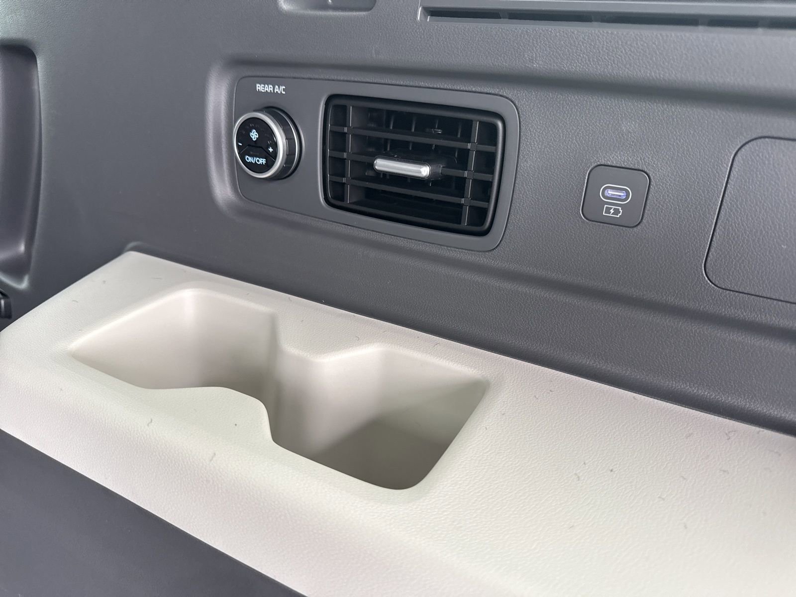 Used 2026 Hyundai Santa Fe SEL image 15