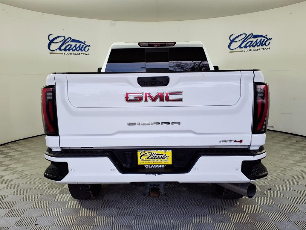 Used 2024 GMC Sierra 2500 AT4 w/ AT4 Premium Plus Package image 4