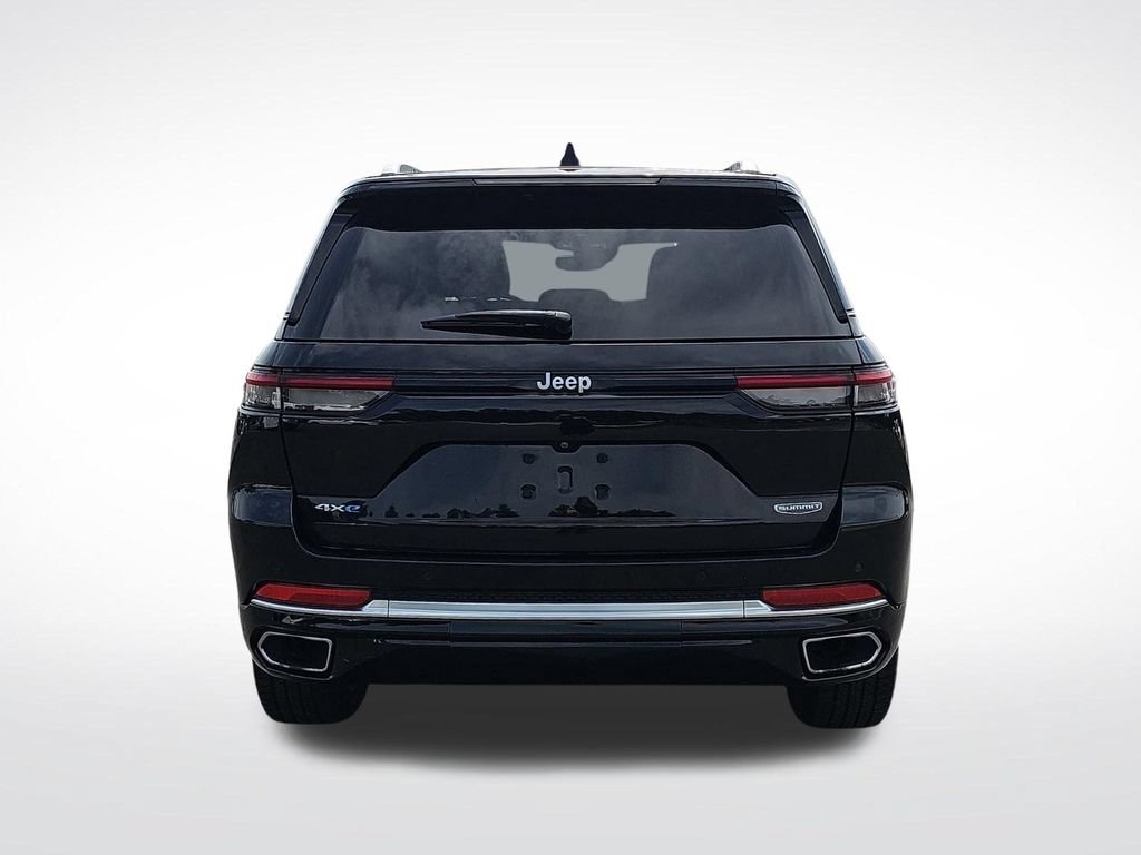 Used 2022 Jeep Grand Cherokee Summit w/ Luxury Tech Group V AWD/4WD image 6