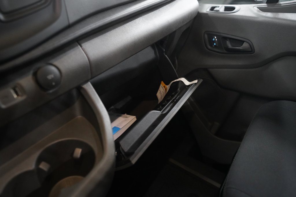 Used 2024 Ford Transit 250 Low Roof AWD w/ Exterior Upgrade Package image 29