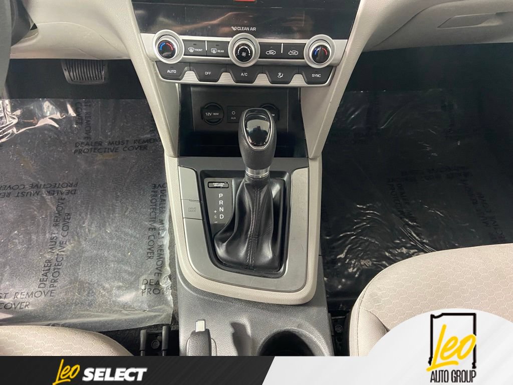 Used 2020 Hyundai Elantra SEL FWD image 15