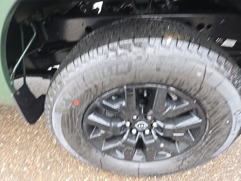 New 2026 Nissan Frontier SV image 36