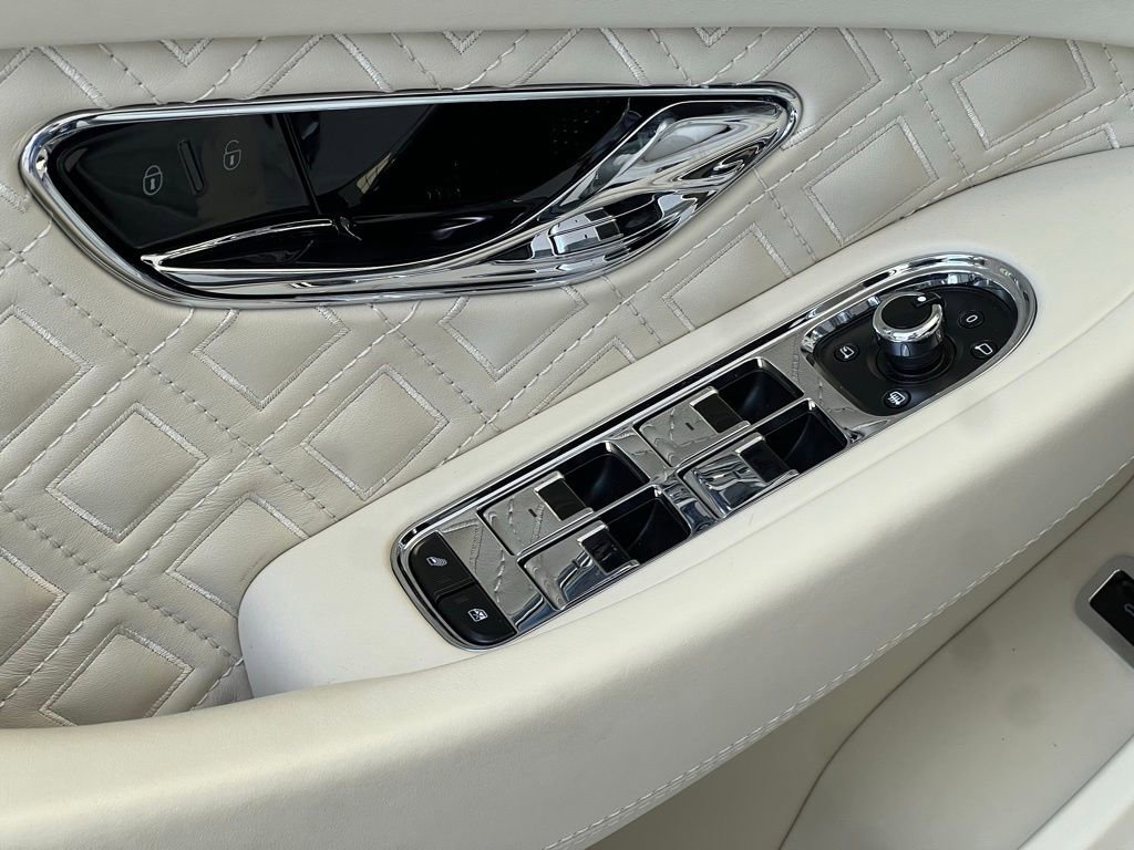 Used 2020 Bentley Continental GT image 14