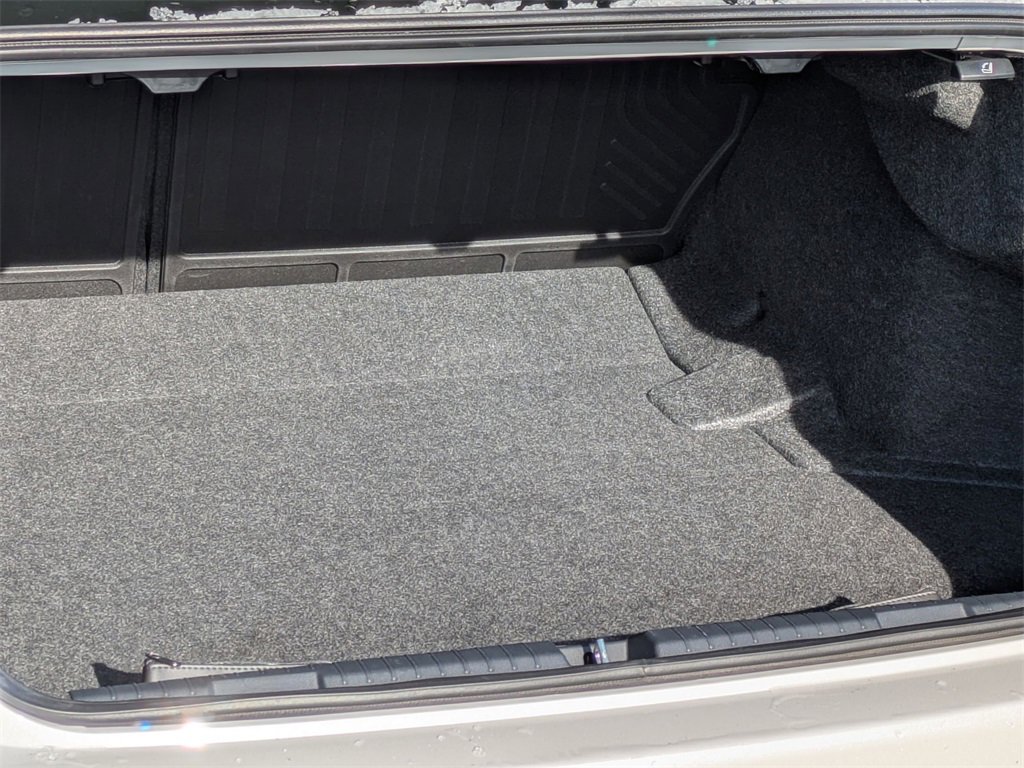 Used 2023 Subaru Legacy Premium image 13