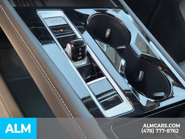 Used 2025 Volkswagen Atlas SE image 20