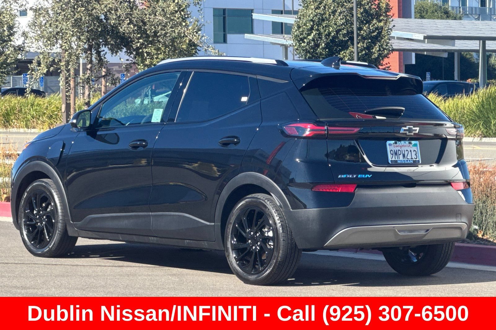 Used 2023 Chevrolet Bolt EUV LT FWD image 6