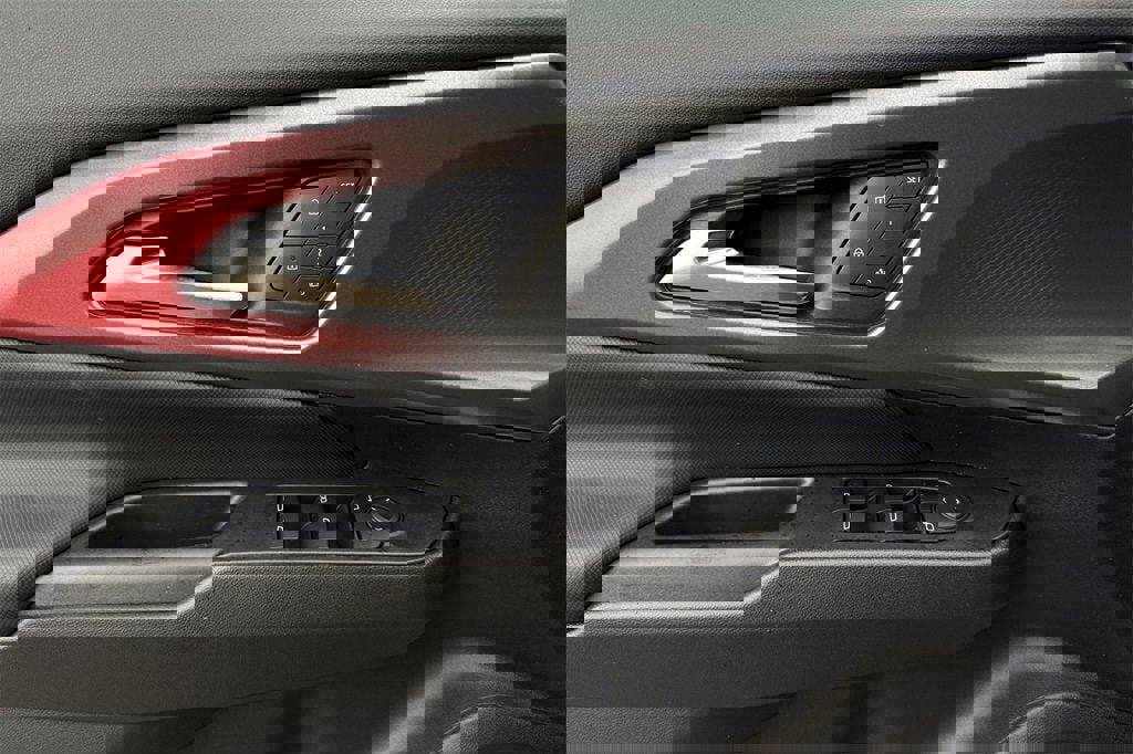 New 2026 Chevrolet Equinox EV RS image 11