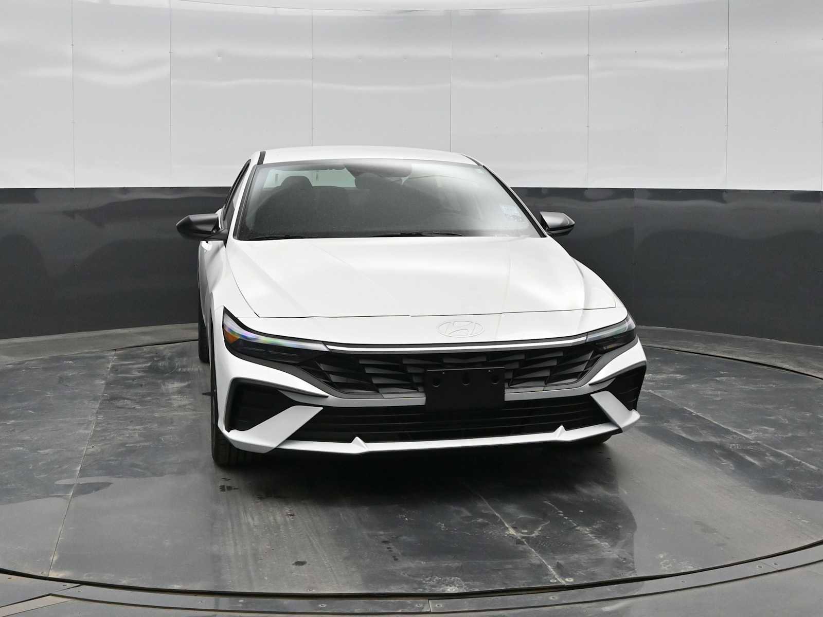 New 2026 Hyundai Elantra Sport w/ Cargo Package image 2