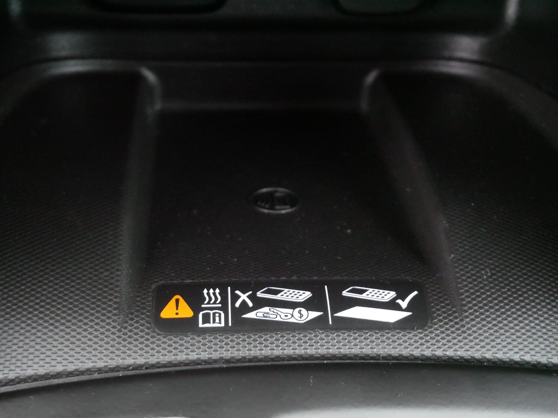 Used 2018 Chevrolet Equinox Premier AWD/4WD image 28
