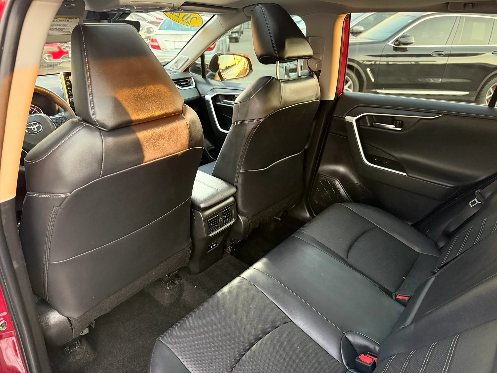 Used 2022 Toyota RAV4 Limited w/ Limited Grade Weather Package AWD/4WD image 15