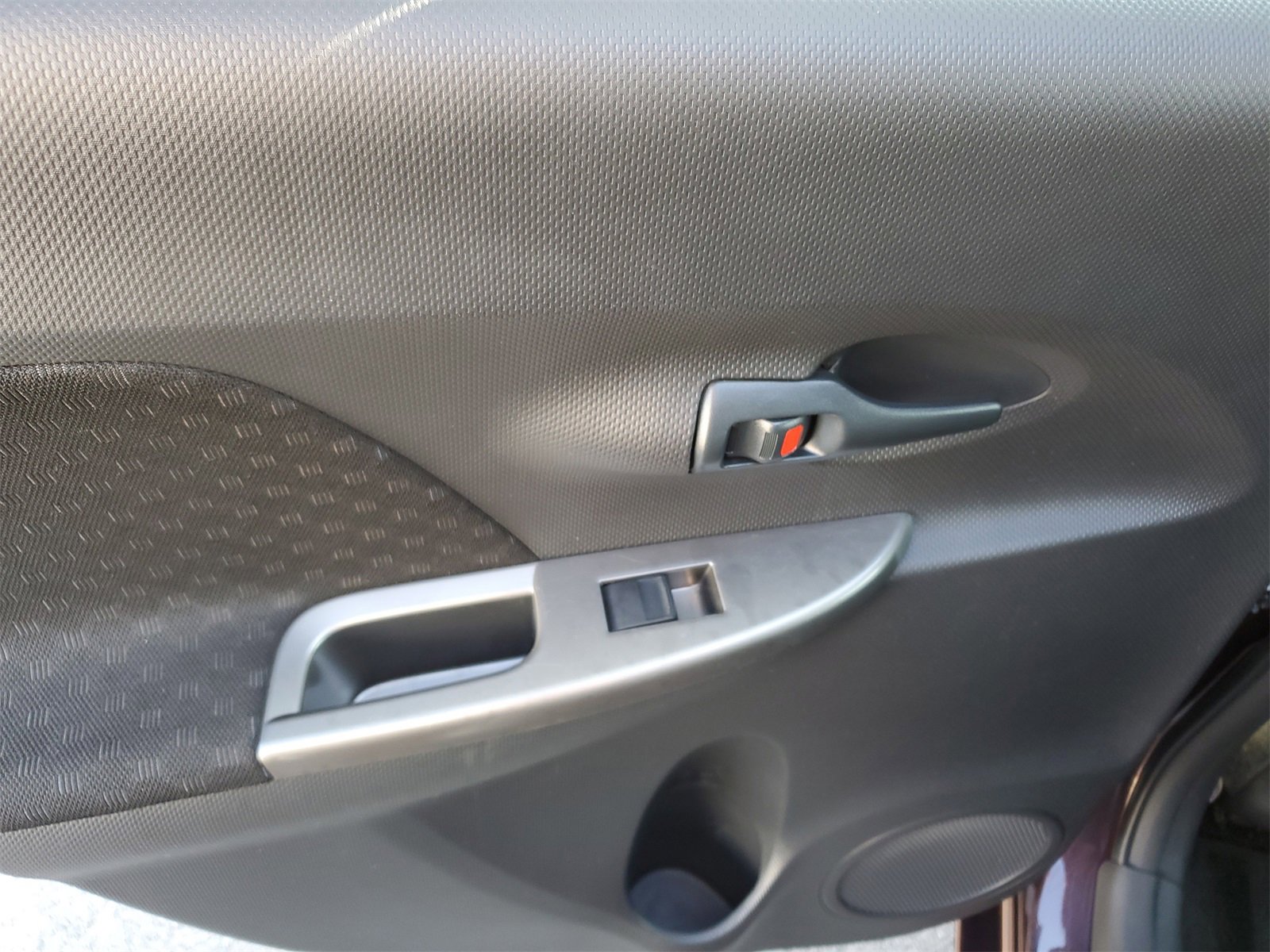 Used 2014 Scion xD image 15