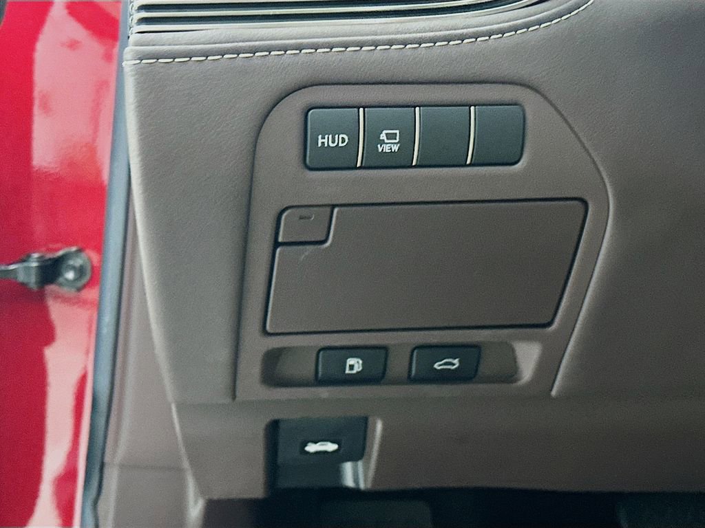 Used 2019 Lexus LS 500 image 11