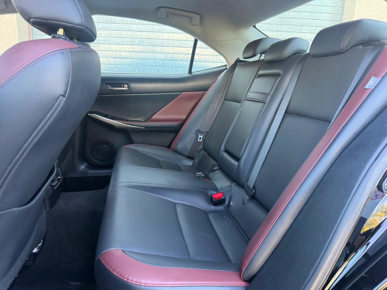 Used 2017 Lexus IS 200t w/ Premium Package RWD image 15