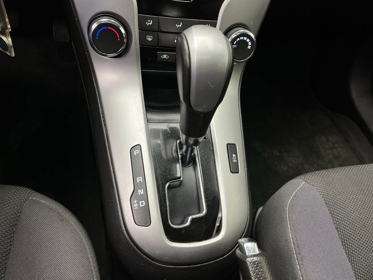 Used 2014 Chevrolet Cruze LT w/ All-Star Edition image 19