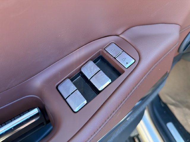 New 2026 Lincoln Navigator Reserve AWD/4WD image 21