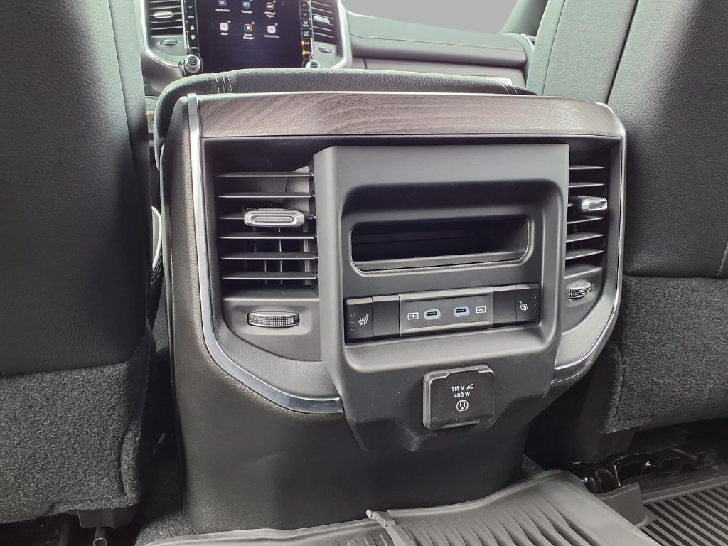 New 2027 RAM 3500 Laramie AWD/4WD image 22