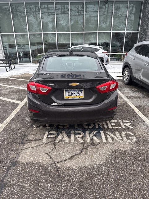 Used 2017 Chevrolet Cruze LT image 5