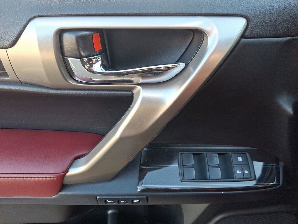 Used 2021 Lexus GX 460 Premium w/ Premium Package image 13