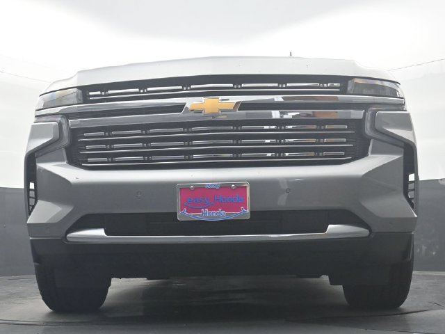 Used 2023 Chevrolet Suburban Premier AWD/4WD image 28