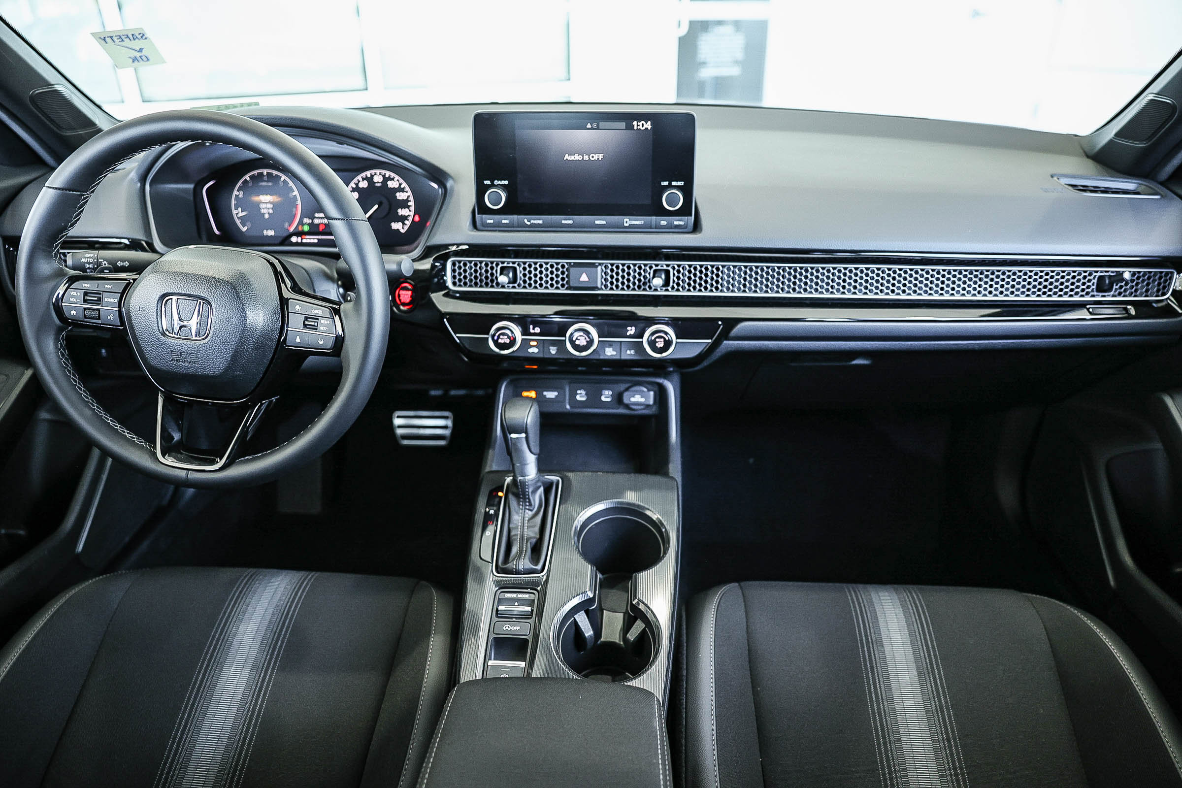 Used 2025 Honda Civic Sport image 3