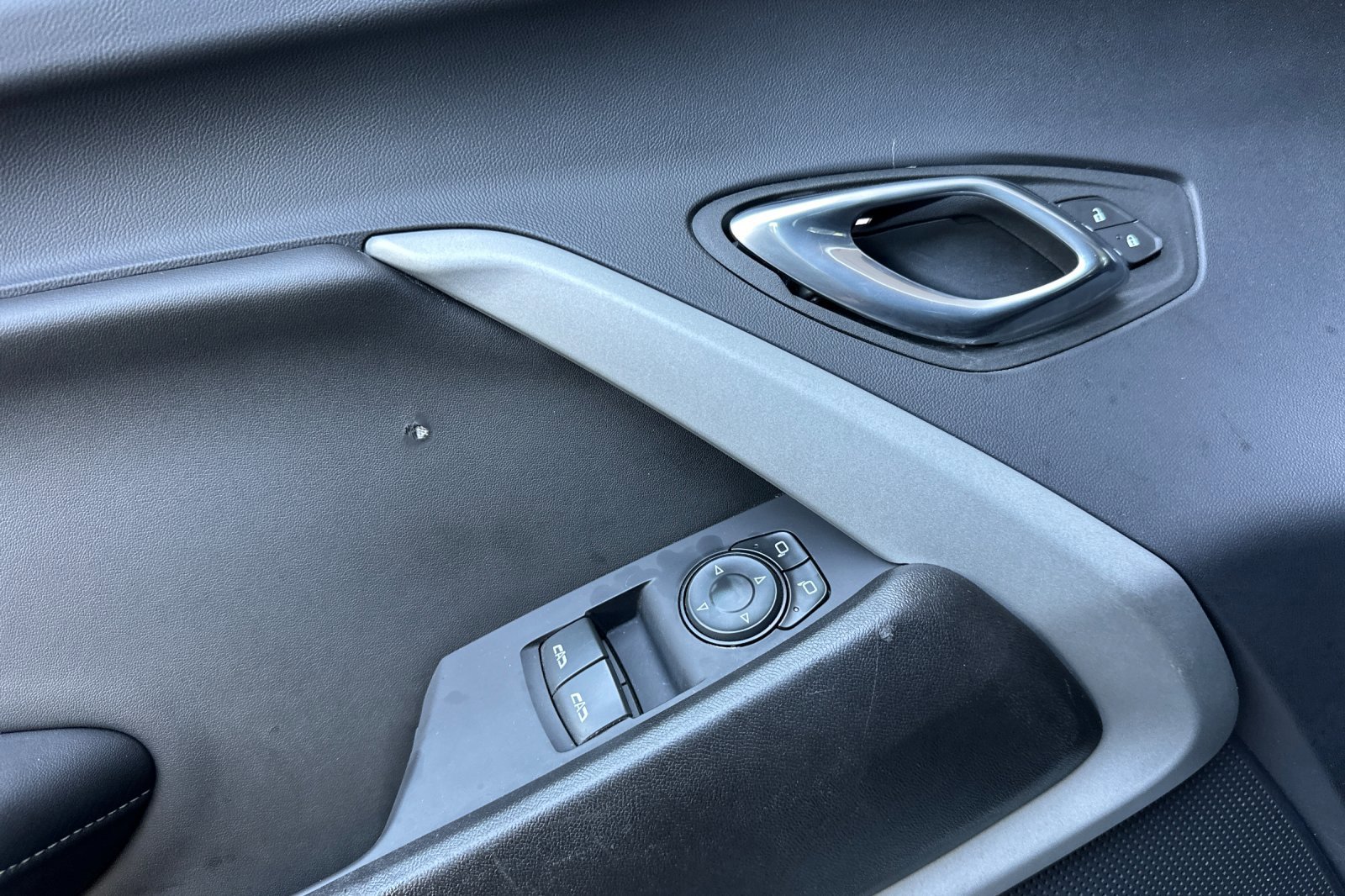 Certified 2023 Chevrolet Camaro LT image 11