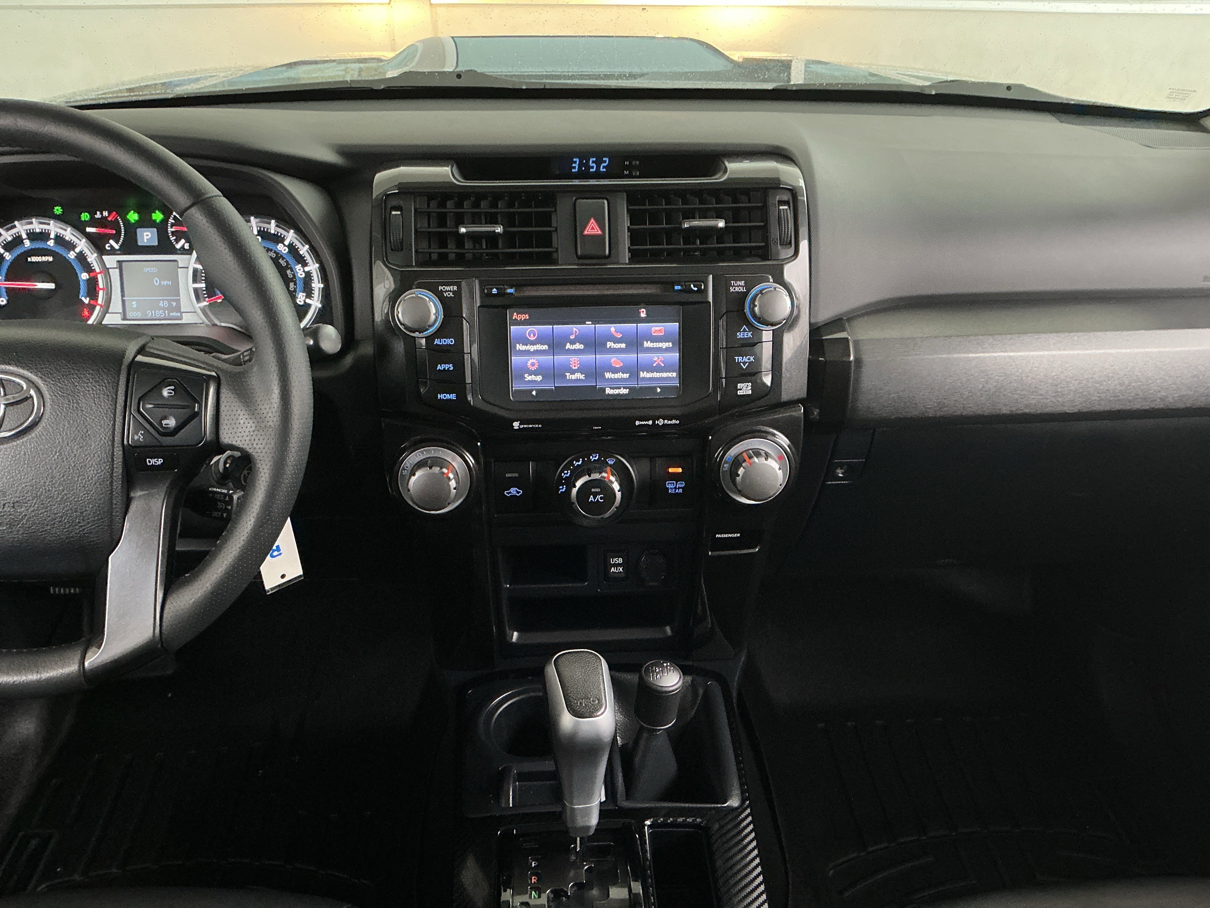 Used 2019 Toyota 4Runner 4WD image 9