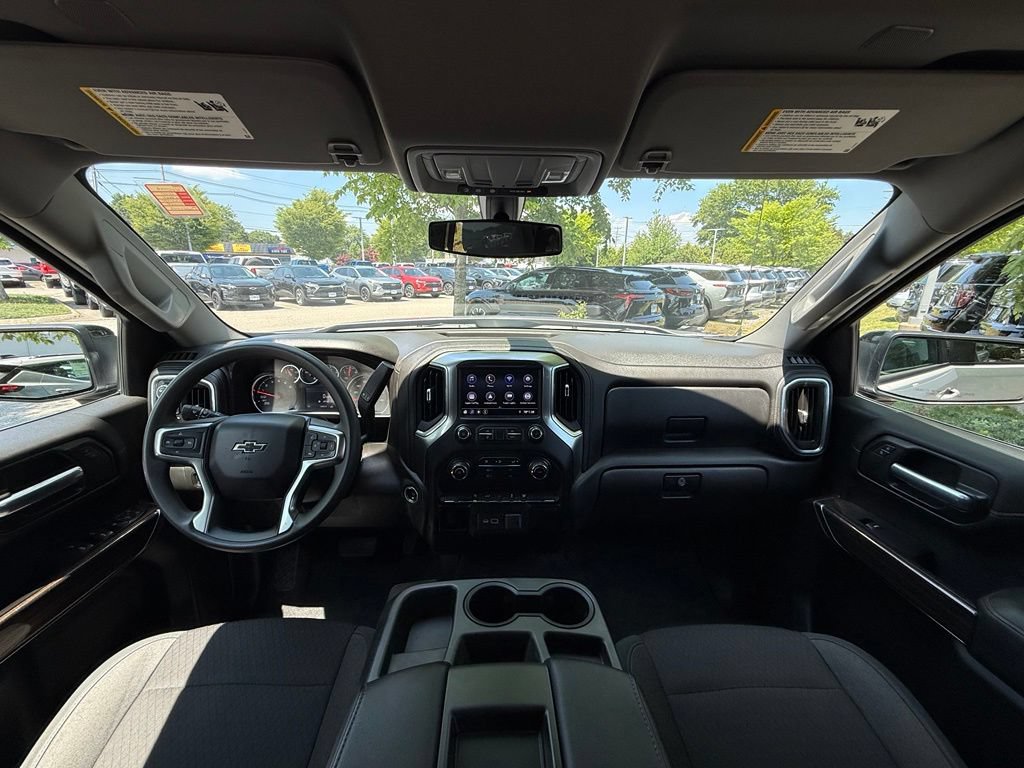 Used 2020 Chevrolet Silverado 1500 RST w/ RST Value Package AWD/4WD image 30