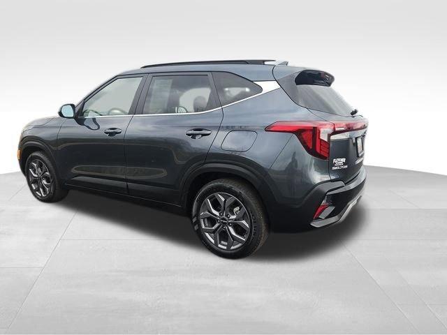 Used 2024 Kia Seltos S image 3