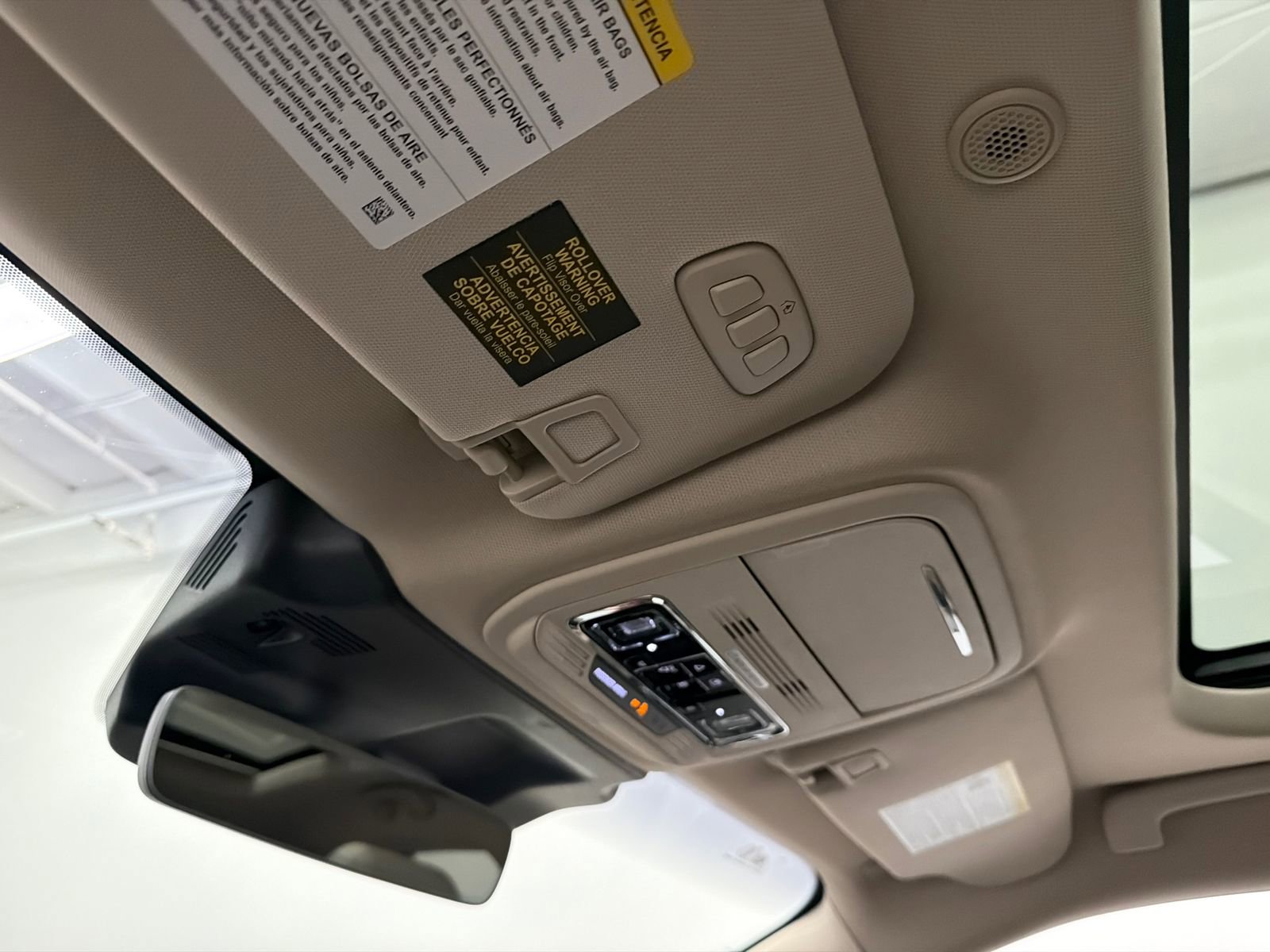 Used 2023 Lincoln Corsair Grand Touring w/ Equipment Group 302A image 31