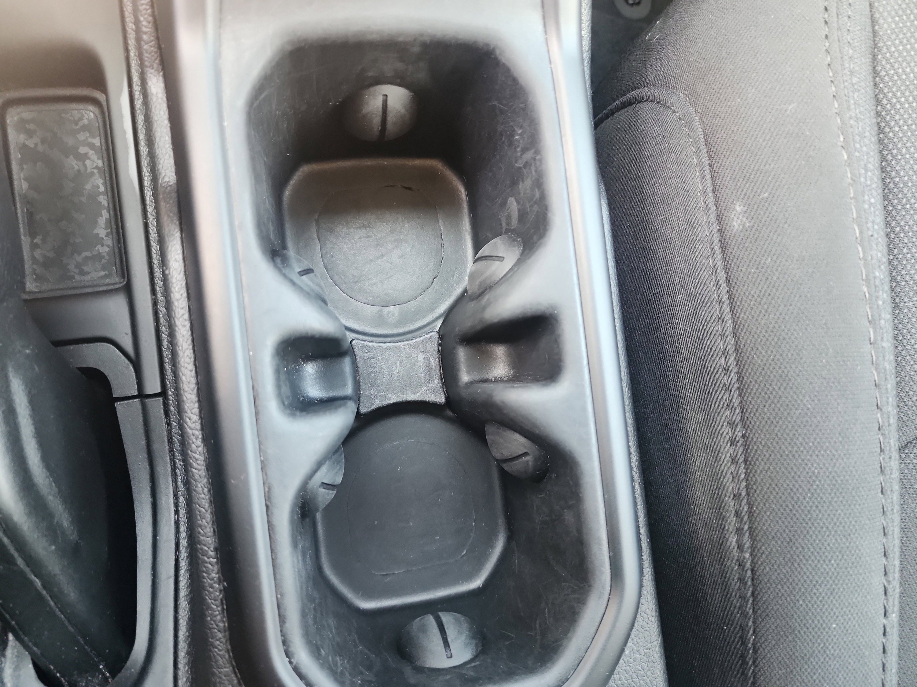 Used 2023 Jeep Gladiator Sport image 16