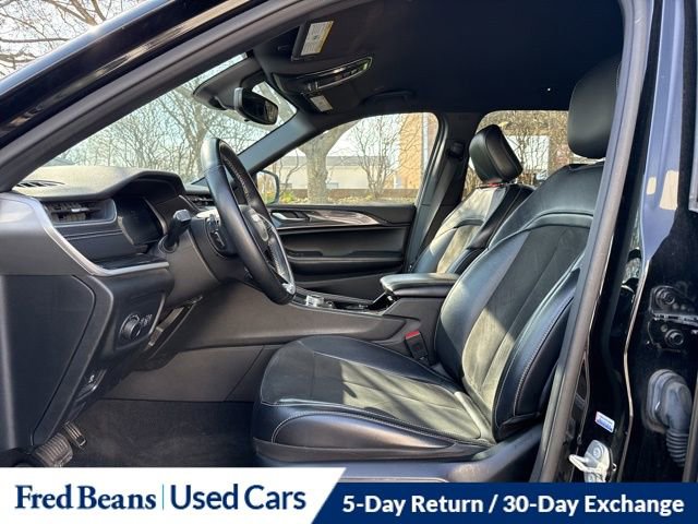 Used 2021 Jeep Grand Cherokee L Laredo image 11