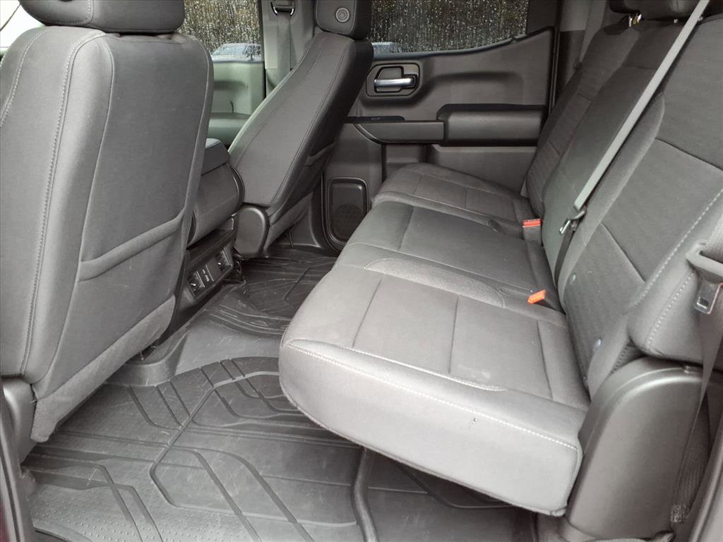 Used 2024 Chevrolet Silverado 1500 Custom w/ Turbomax Blackout Package image 5