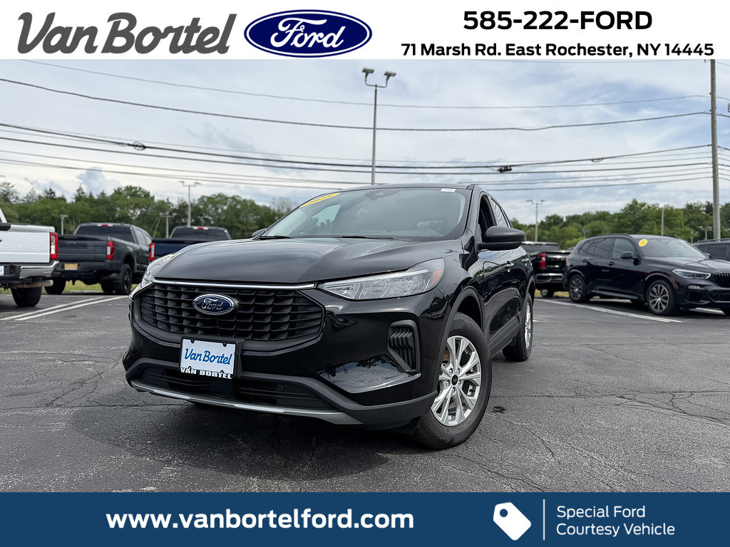 Used 2025 Ford Escape Active w/ Cold Weather Package