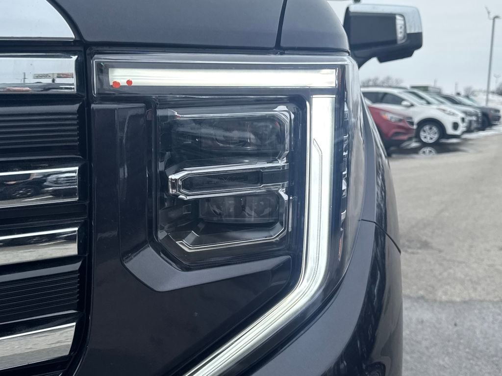 Used 2024 GMC Sierra 1500 SLT w/ SLT Premium Plus Package image 11