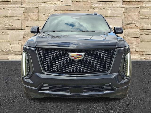 Certified 2025 Cadillac Escalade ESV Sport w/ LPO, Floor Liner Package image 5