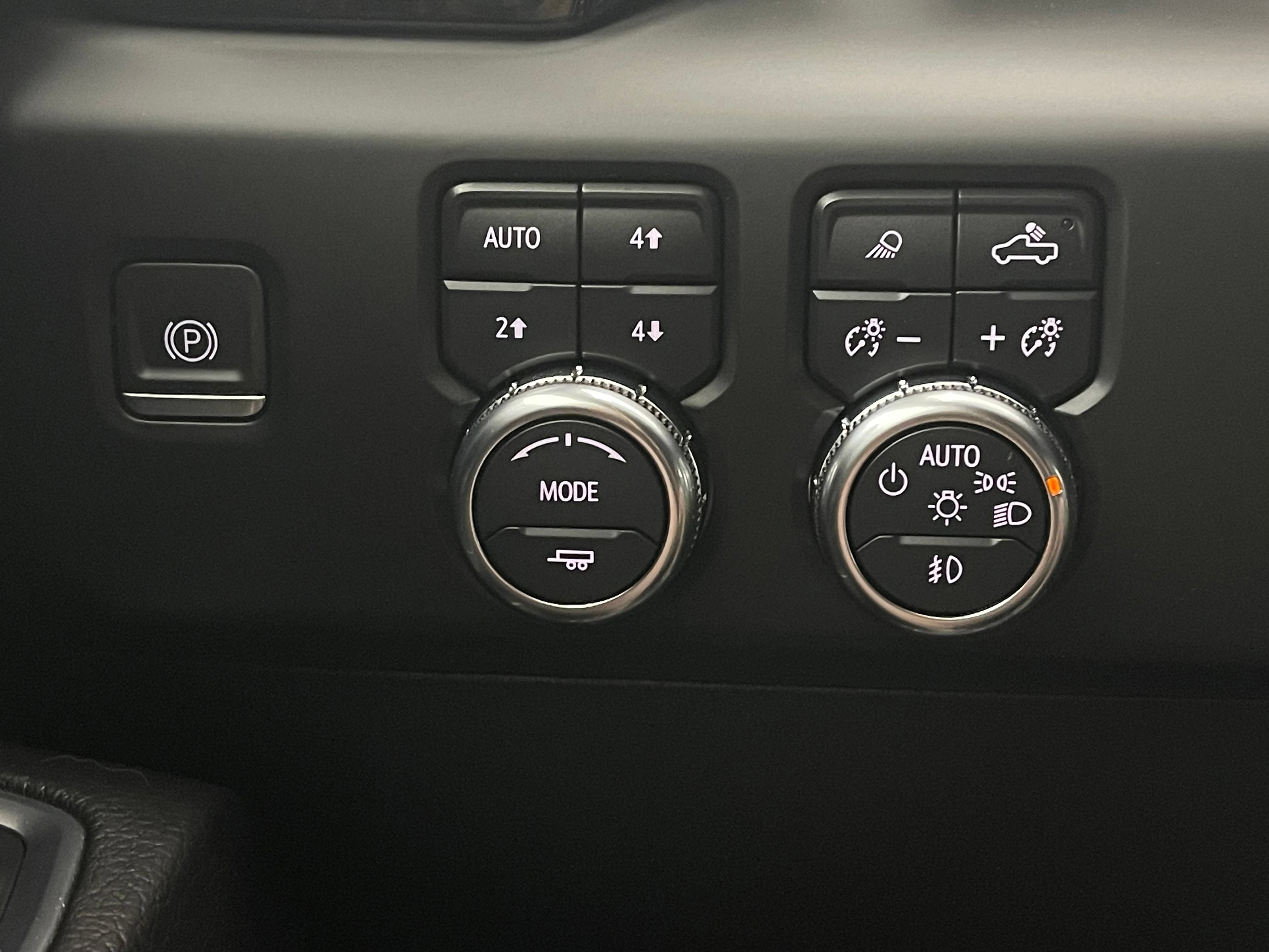 Used 2022 GMC Sierra 1500 Denali w/ Technology Package AWD/4WD image 23