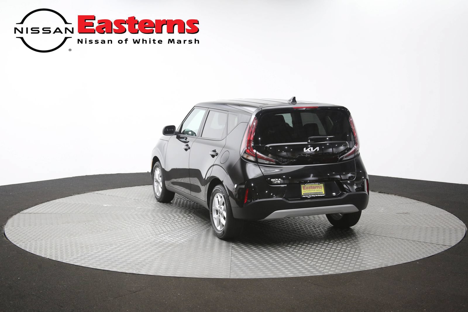 Used 2025 Kia Soul LX w/ LX Technology Package FWD image 64