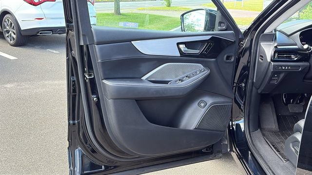 Certified 2023 Acura MDX SH-AWD w/ Technology Package image 9